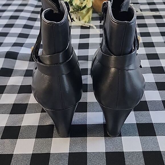 Anne Klein Black Leather Upper Pointed Chelsey I~flex ankle boot Stylish Strap - Picture 5 of 16